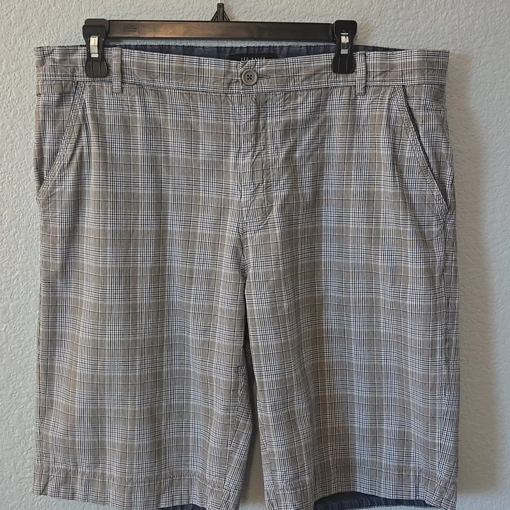 TED BAKER LONDON Mens Plaid Bermuda Shorts Blue Gray Plaid 36R